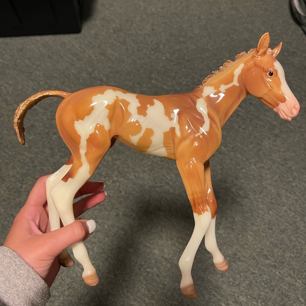 breyer glossy filly